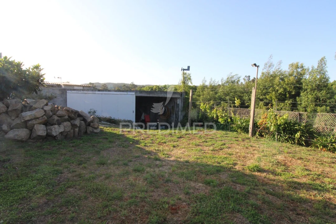 Quinta T3 para Venda em Fonte Arcada Foto 17