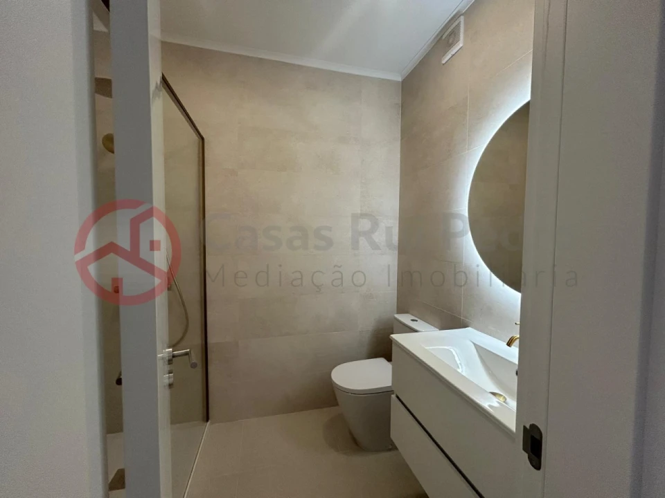 Apartamento T2 para Venda em Venteira Foto 28