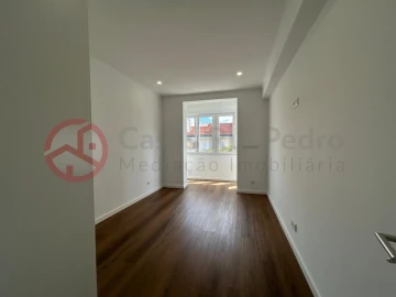 Apartamento T2 para Venda em Venteira
