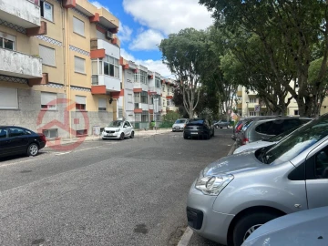 Apartamento T2 para Venda em Venteira