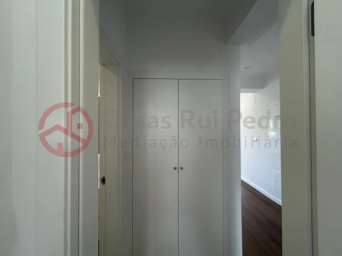 Apartamento T2 para Venda em Venteira Foto 14