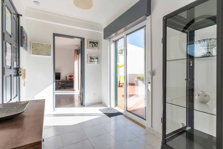 Apartamento T1 para Venda em Olhão Foto 12