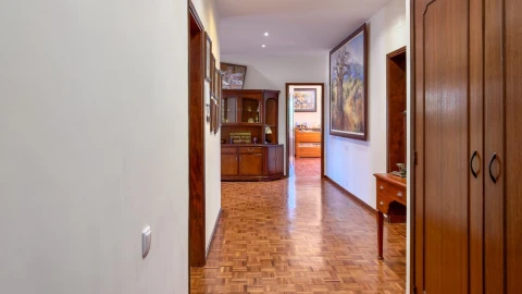 Moradia T5 para Venda em Algoz e Tunes