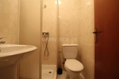 Moradia T3 para Venda em Oliveira do Douro