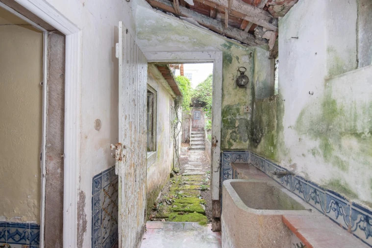 Moradia T10 para Venda em Santa Maria e São Miguel, São Martinho, São Pedro Penaferrim Foto 20