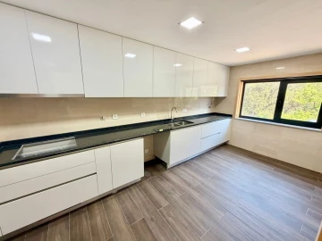 Moradia T3 para Venda em Mafamude e Vilar do Paraíso