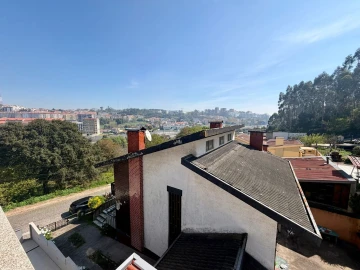 Moradia T3 para Venda em Mafamude e Vilar do Paraíso