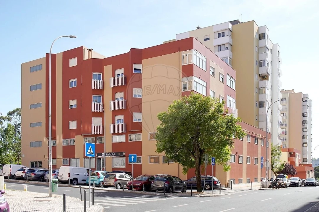 Apartamento T2 para Venda em Venteira Foto 1