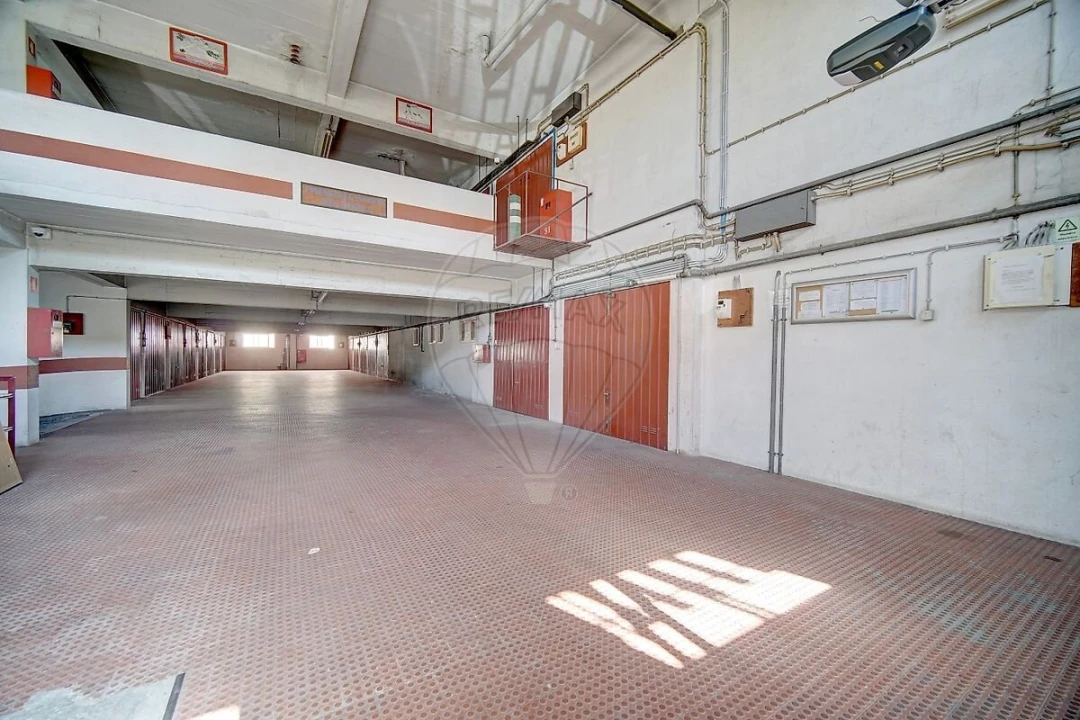 Apartamento T2 para Venda em Venteira Foto 23