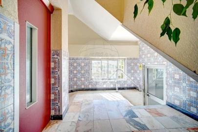 Apartamento T2 para Venda em Venteira