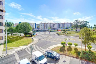 Apartamento T2 para Venda em Venteira