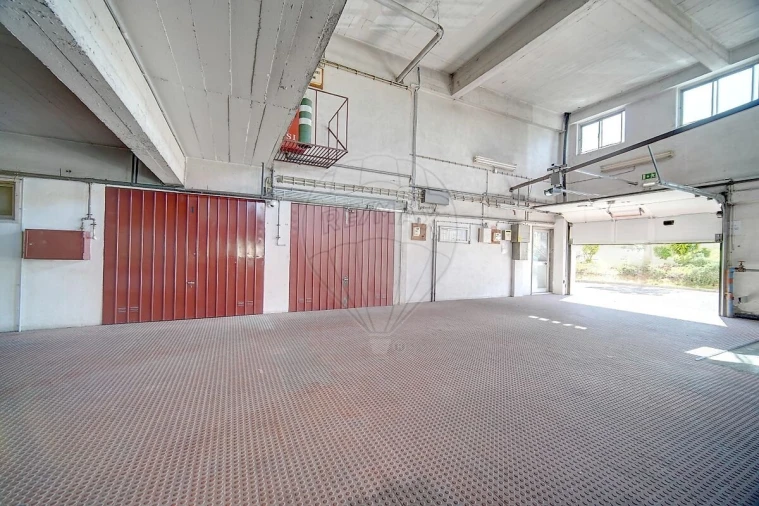 Apartamento T2 para Venda em Venteira Foto 24