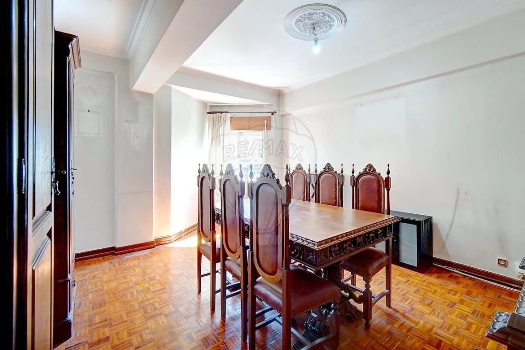 Apartamento T2 para Venda em Venteira Foto 8