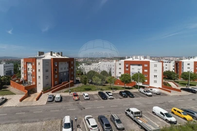 Apartamento T2 para Venda em Venteira