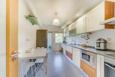 Apartamento T2 para Venda em Venteira