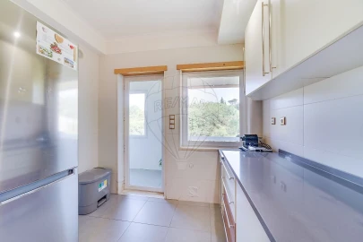 Apartamento T2 para Venda em Venteira