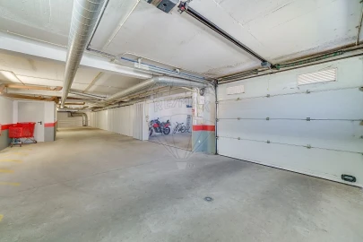 Apartamento T2 para Venda em Venteira