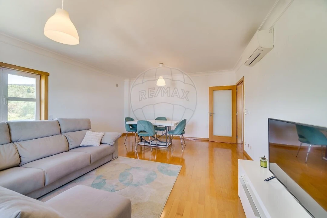 Apartamento T2 para Venda em Venteira Foto 1