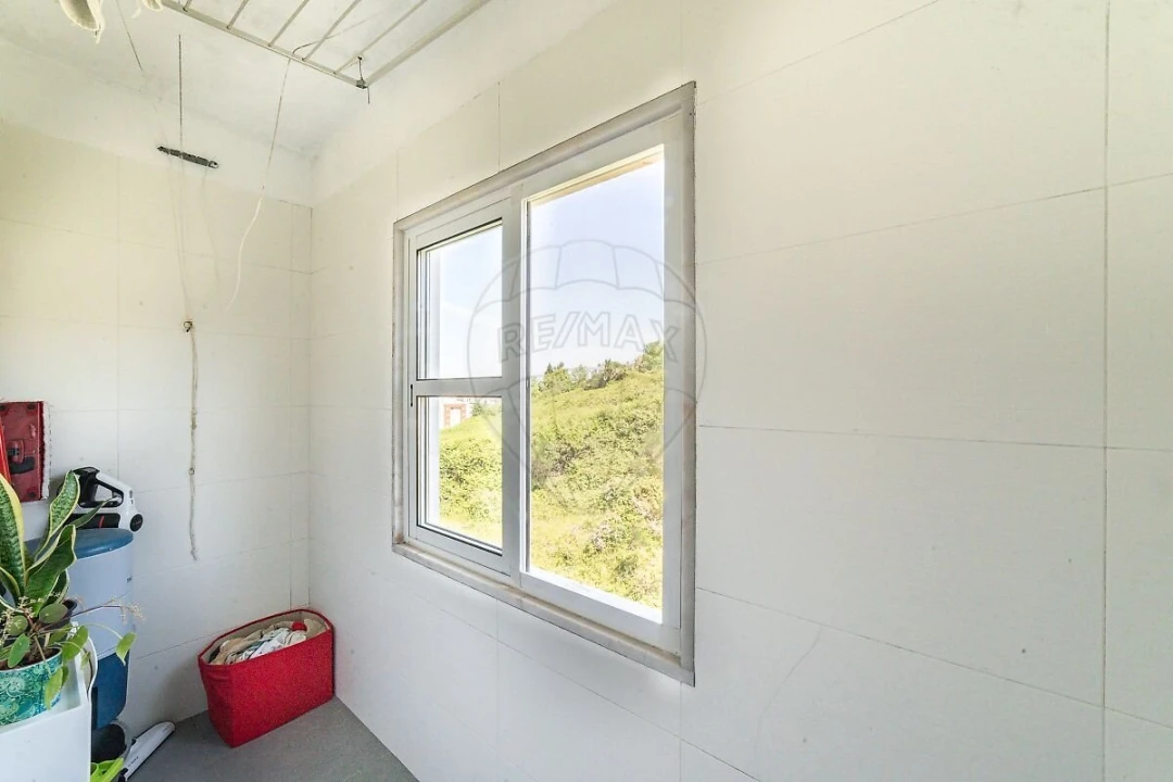 Apartamento T2 para Venda em Venteira Foto 7