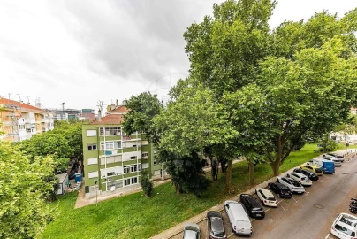 Apartamento T2 para Venda em Benfica