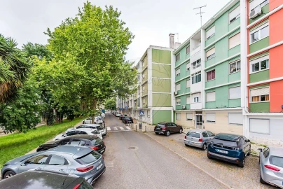 Apartamento T2 para Venda em Benfica