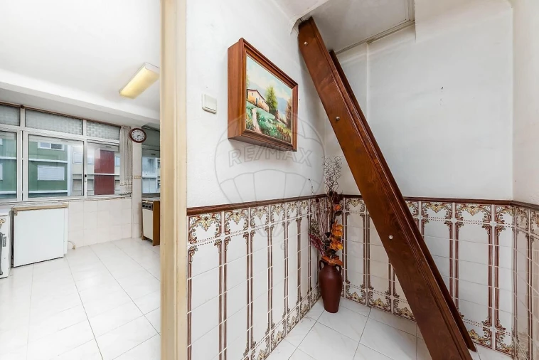 Apartamento T2 para Venda em Benfica Foto 12