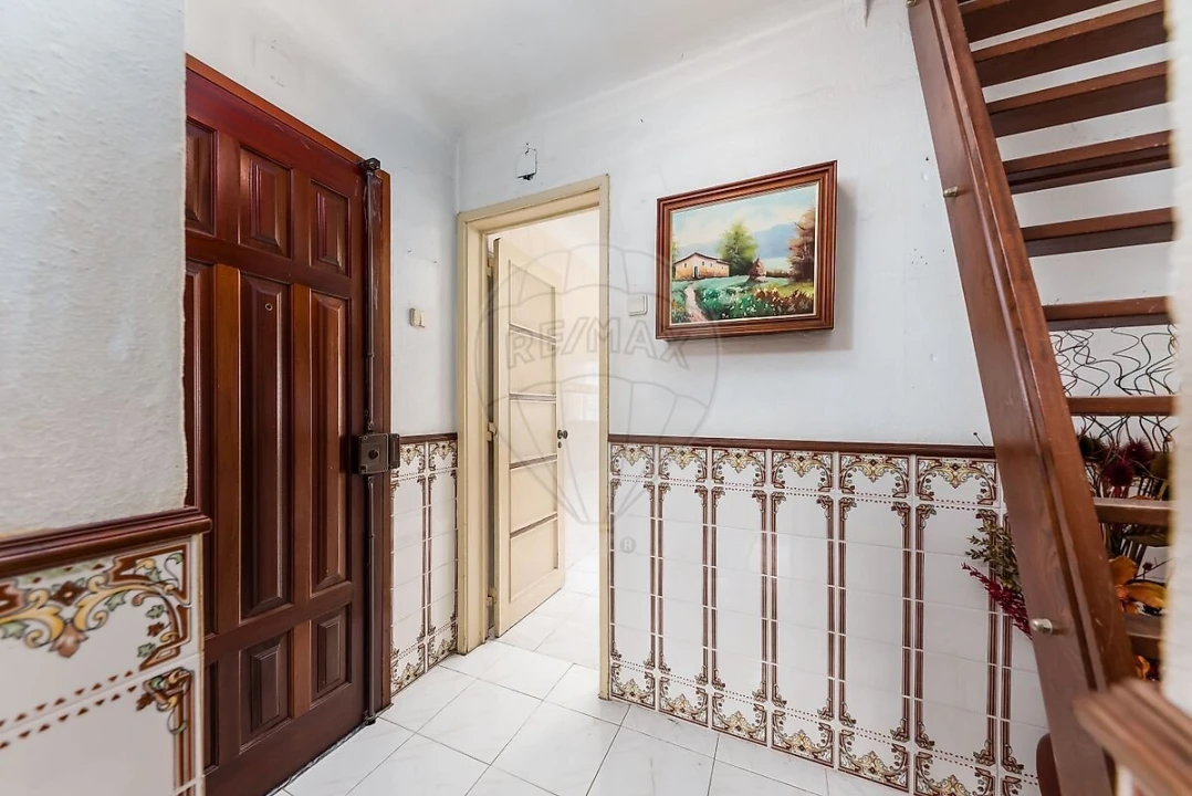Apartamento T2 para Venda em Benfica Foto 11
