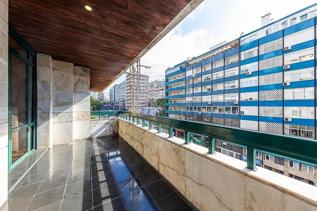 Apartamento T2 para Venda em Estrela Foto 10