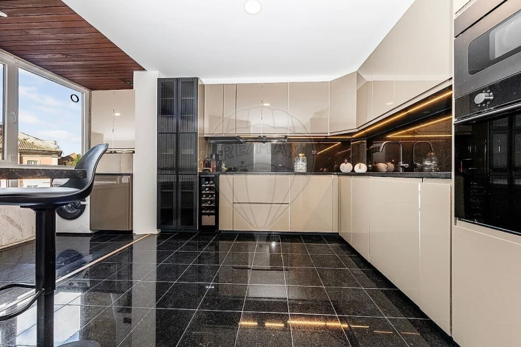 Apartamento T2 para Venda em Estrela Foto 17