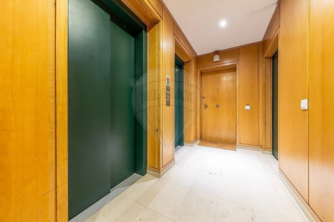 Apartamento T2 para Venda em Estrela Foto 31