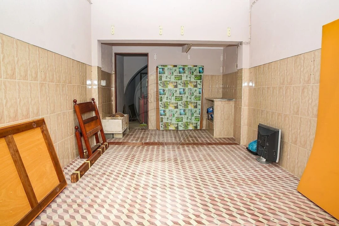 Prédio para Venda em Vila Nova da Rainha Foto 20