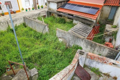 Prédio para Venda em Vila Nova da Rainha