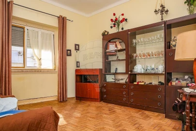Prédio para Venda em Vila Nova da Rainha