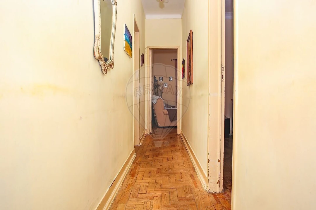 Prédio para Venda em Vila Nova da Rainha Foto 16