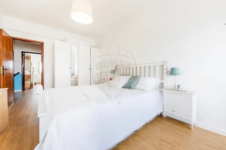 Apartamento T3 para Venda em Algés, Linda-A-Velha e Cruz Quebrada-Dafundo Foto 10
