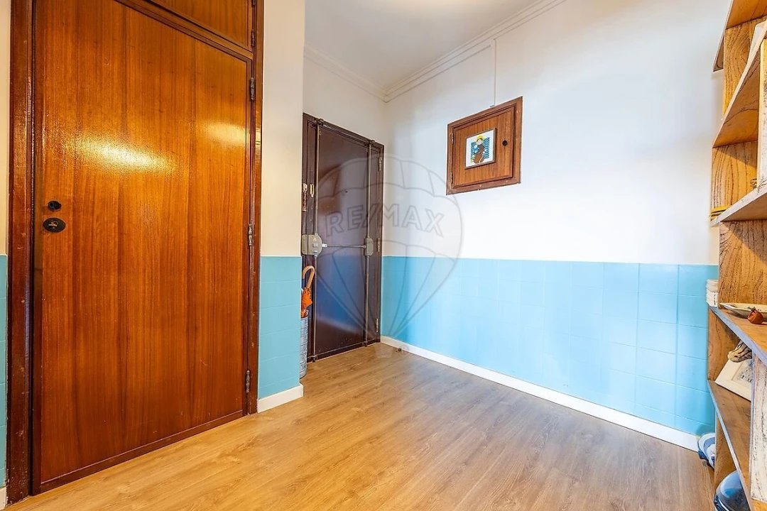 Apartamento T3 para Venda em Algés, Linda-A-Velha e Cruz Quebrada-Dafundo Foto 6