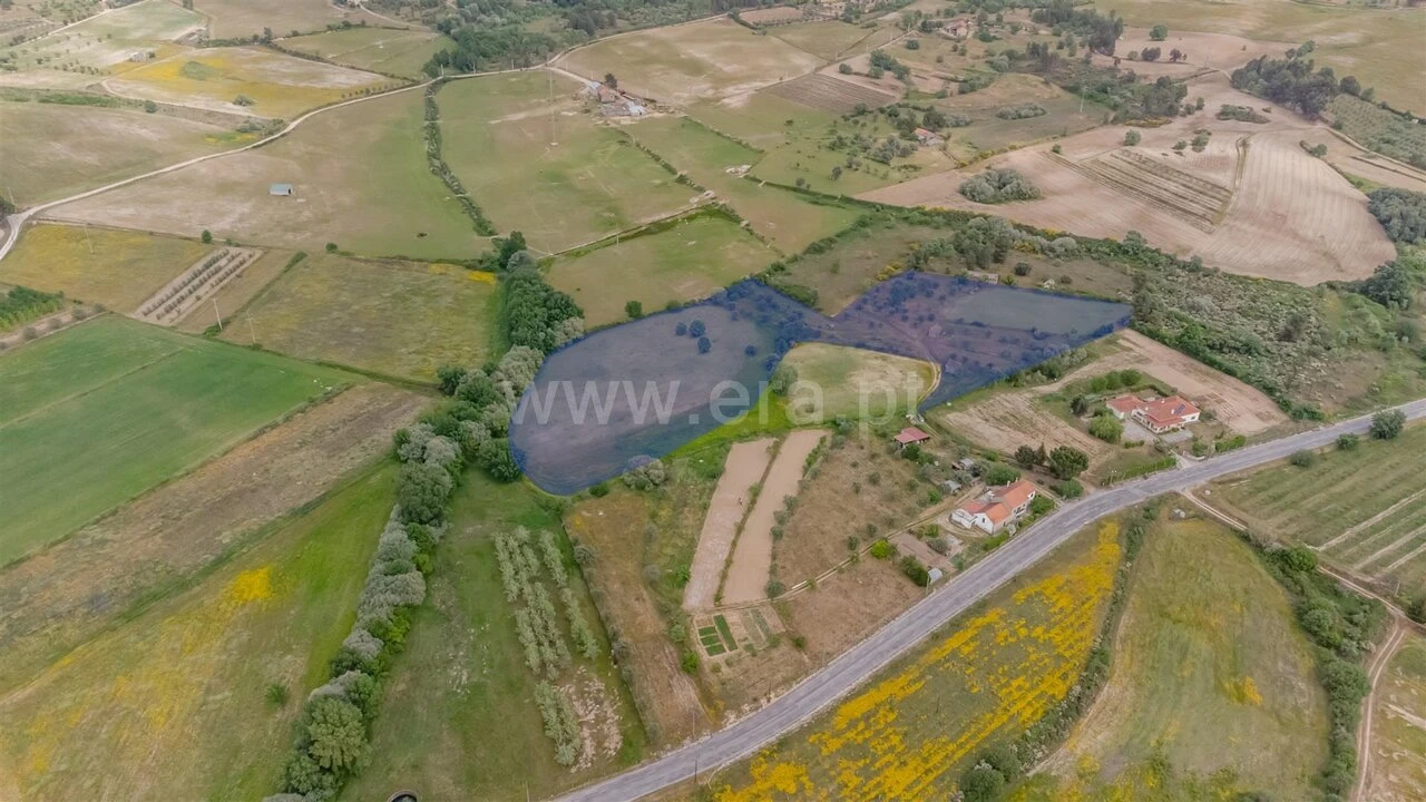 Terreno para Venda em Caria Foto 1