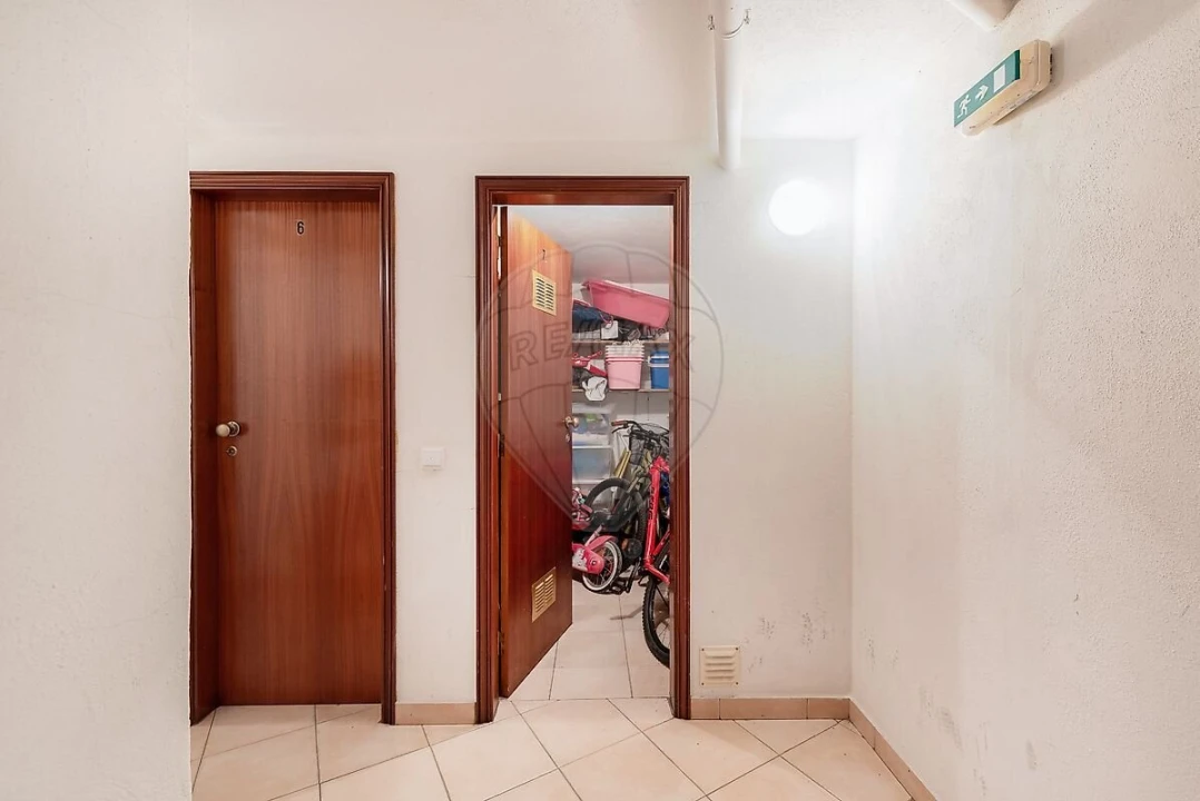 Apartamento T2 para Venda em Lagos (São Sebastião e Santa Maria) Foto 22