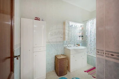 Apartamento T2 para Venda em Lagos (São Sebastião e Santa Maria)