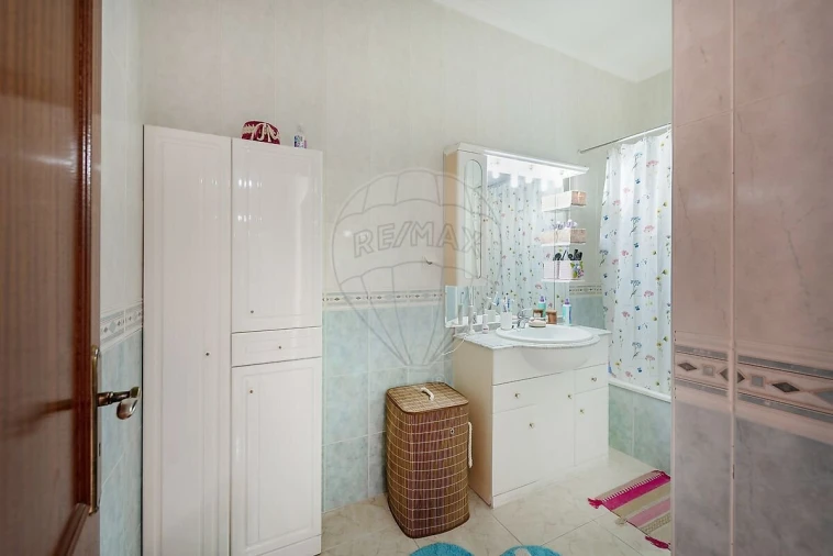 Apartamento T2 para Venda em Lagos (São Sebastião e Santa Maria) Foto 15