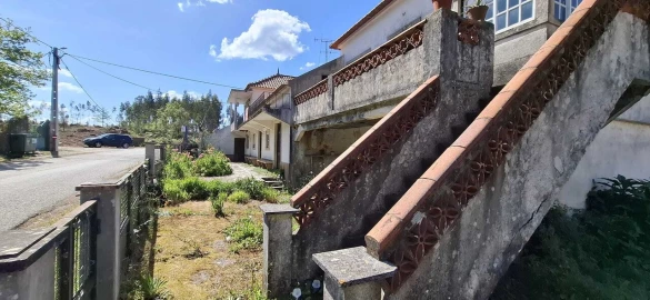 Moradia T5 para Venda em Beco
