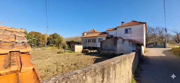 Moradia T5 para Venda em Beco