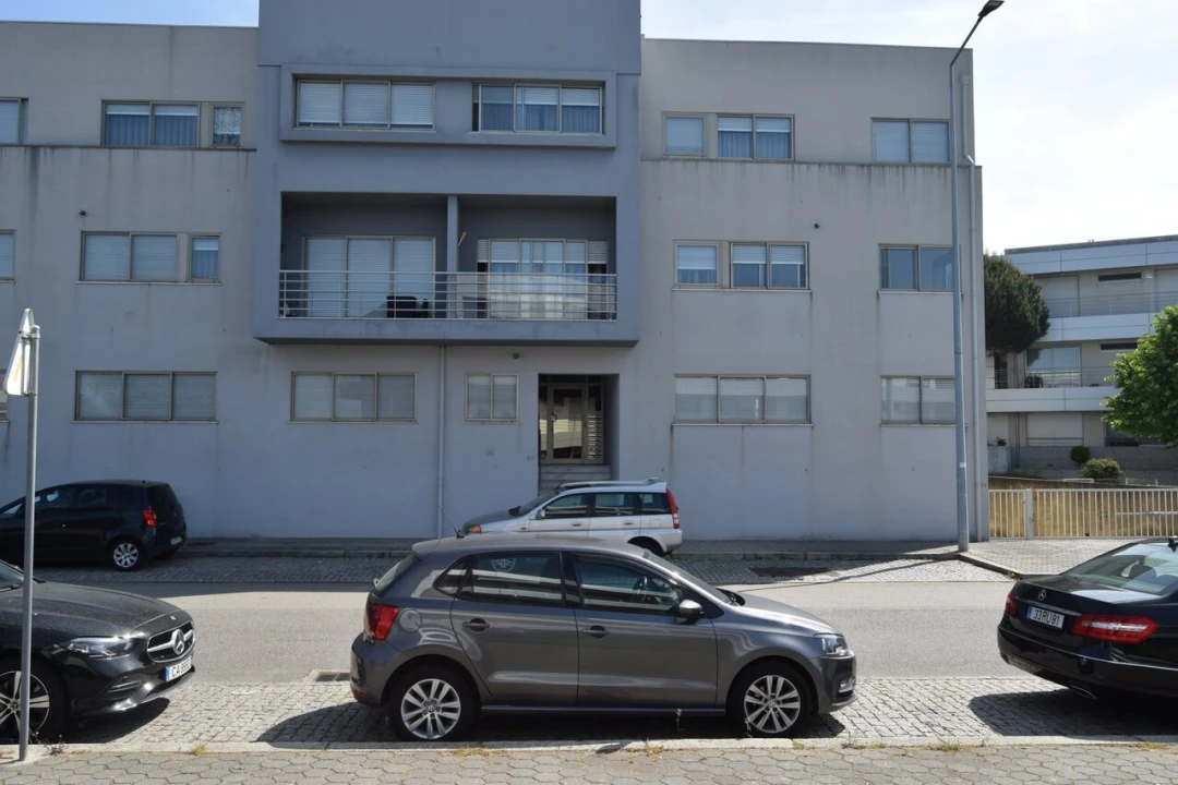 Apartamento T2 para Venda em Grijó e Sermonde Foto 29