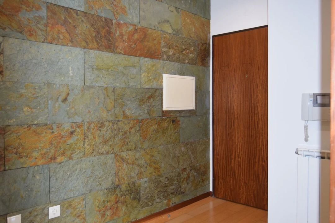 Apartamento T2 para Venda em Grijó e Sermonde Foto 5