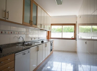 Apartamento T2 para Venda em Grijó e Sermonde