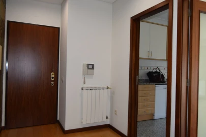 Apartamento T2 para Venda em Grijó e Sermonde