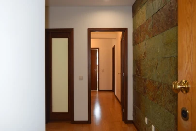 Apartamento T2 para Venda em Grijó e Sermonde