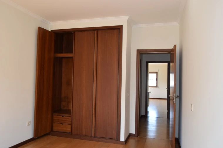 Apartamento T2 para Venda em Grijó e Sermonde Foto 21