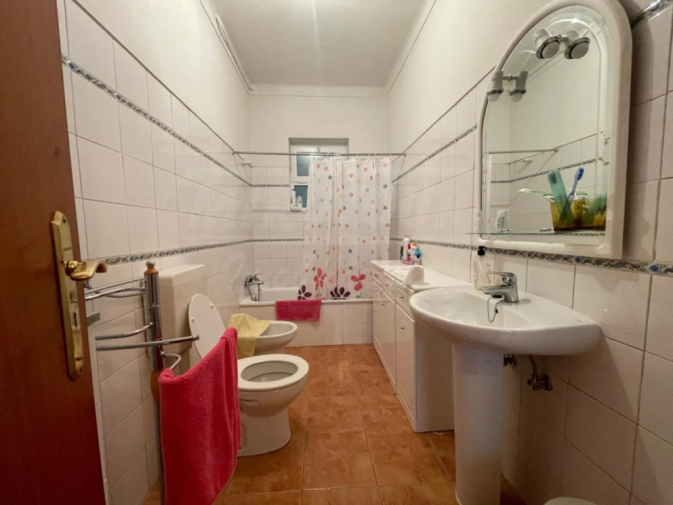 Moradia T5 para Venda em Ermidas-Sado Foto 13