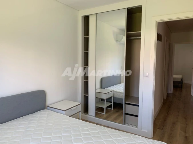 Apartamento T2 para Arrendamento em Campanhã Foto 8